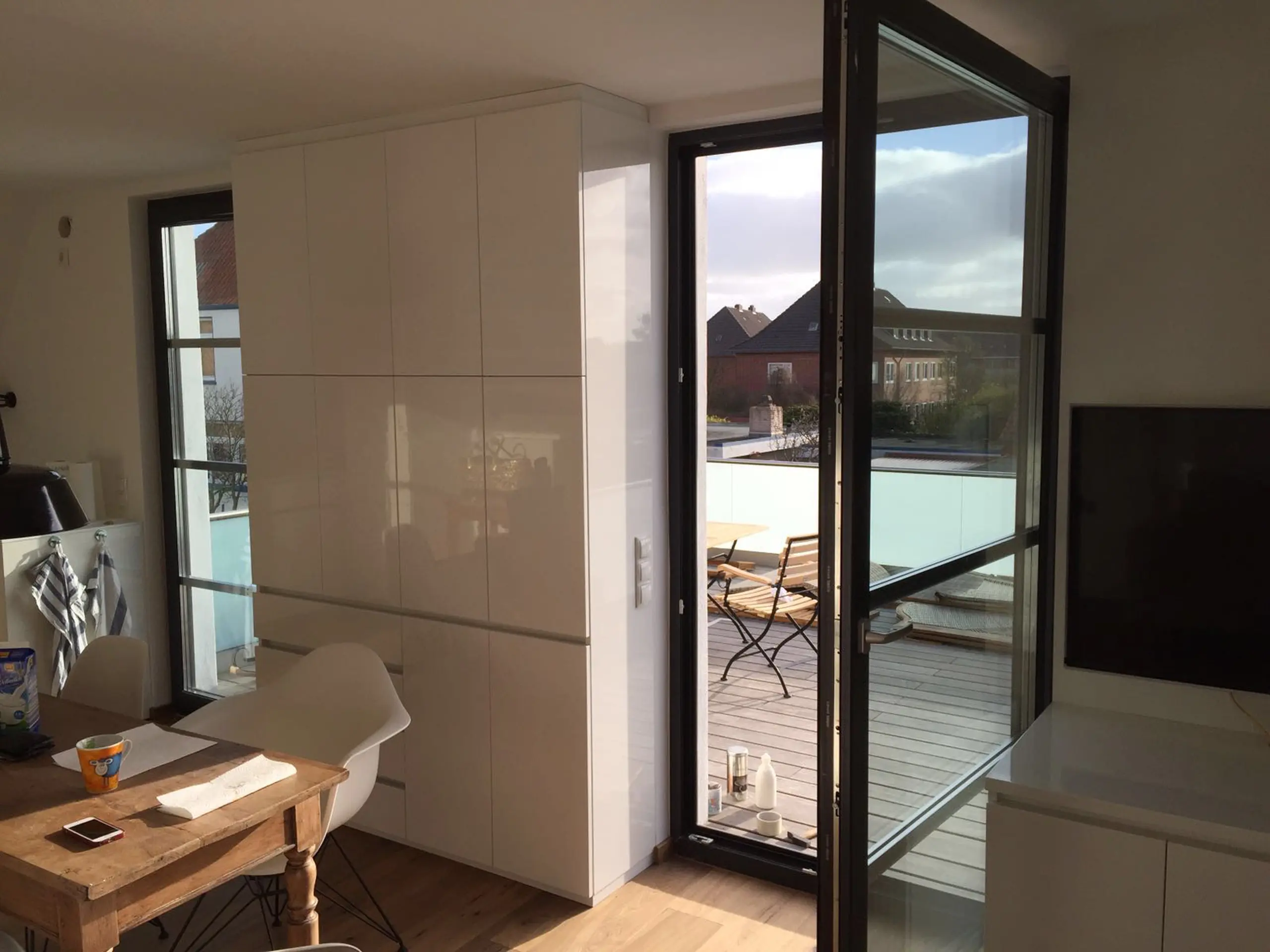 Pfaff Mahnke privater Wohnraum Wandschrank